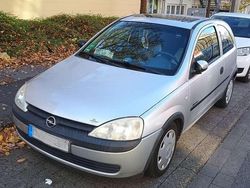 Silber Gebraucht 2001 Opel Corsa Comfort Kleinwagen | 500 € (Guter Preis)