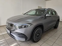 Grau Gebraucht 2020 Mercedes EQA250 AMG SUV | 31.990 € (Fairer Preis)