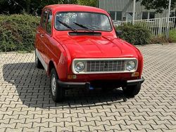 Rot Gebraucht 1987 Renault R4 Limousine | 15.000 €
