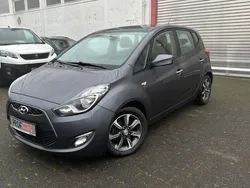 Grau Gebraucht 2018 Hyundai ix20 Space Van / Kleinbus | 10.990 € (Guter Preis)