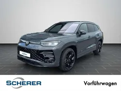Grau Gebraucht 2025 VW Tayron R-line SUV | 59.850 € (Fairer Preis)