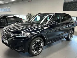 Schwarz Gebraucht 2024 BMW iX3 Impressive SUV | 46.700 € (Superpreis)