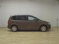 Toffeebraun metallic Gebraucht 2012 VW Touran Comfortline Van / Kleinbus | 7.990 € (Superpreis)