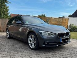 Grau Gebraucht 2018 BMW 320 Sport Line Kombi | 17.990 € (Fairer Preis)