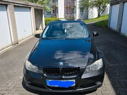 Schwarz Gebraucht 2007 BMW 320 Limousine | 5.000 € (Etwas zu teuer)