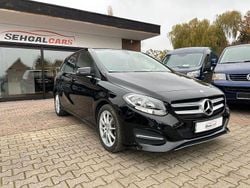 Schwarz Gebraucht 2016 Mercedes B200 Van / Kleinbus | 15.650 € (Fairer Preis)