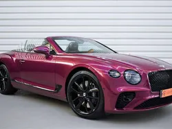 Magenta Gebraucht 2021 Bentley Continental GT Convertible Mulliner Cabrio | 179.990 €