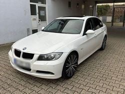 Weiß Gebraucht 2008 BMW 320 Limousine | 6.700 € (Fairer Preis)