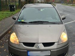 Grau Gebraucht 2007 Mitsubishi Colt Limousine | 1.400 € (Fairer Preis)