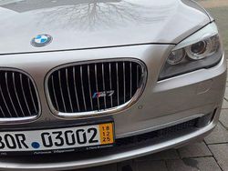 Silber Gebraucht 2009 BMW 750 Sport Line Limousine | 11.950 € (Fairer Preis)