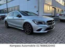 Silber Gebraucht 2015 Mercedes CLA200 Shooting Brake Kombi | 15.900 € (Fairer Preis)