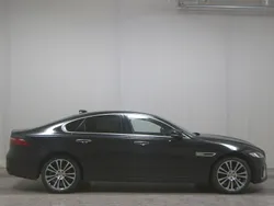 Schwarz Gebraucht 2021 Jaguar XF SE Limousine | 29.480 € (Etwas zu teuer)