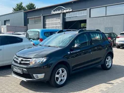 Schwarz Gebraucht 2015 Dacia Sandero Prestige Kleinwagen | 7.999 € (Fairer Preis)