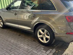 Grau Gebraucht 2016 Audi Q7 S-Line SUV | 23.900 € (Superpreis)