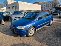 Blau Gebraucht 2002 Opel Astra Limousine | 2.250 € (Fairer Preis)