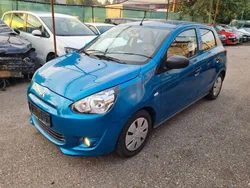 Blau Gebraucht 2014 Mitsubishi Space Star Inform Limousine | 3.500 €