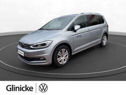 Silber Gebraucht 2024 VW Touran Highline Van / Kleinbus | 37.970 € (Teuer)