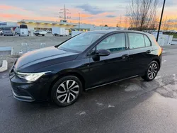 Schwarz Gebraucht 2022 VW Golf VIII Active Limousine | 16.000 €