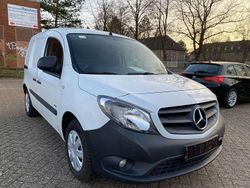 Arktikweiss Gebraucht 2017 Mercedes Citan 111 Van / Kleinbus | 7.390 € (Guter Preis)