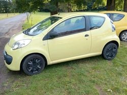 Gelb Gebraucht 2007 Citroën C1 Kleinwagen | 1.999 € (Fairer Preis)