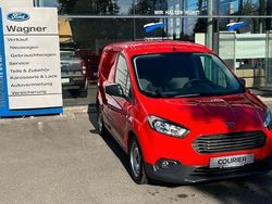 Rot Gebraucht 2023 Ford Transit Basis Van / Kleinbus | 19.490 € (Etwas zu teuer)