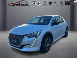 Perlmutt weiss Gebraucht 2022 Peugeot e-208 Active Kleinwagen | 17.390 € (Fairer Preis)