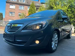 Grau Gebraucht 2010 Opel Meriva Van / Kleinbus | 6.500 € (Fairer Preis)
