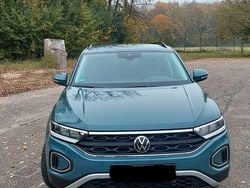 Blau Gebraucht 2022 VW T-Roc Life SUV | 19.900 € (Fairer Preis)