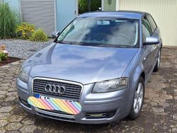 Grau Gebraucht 2005 Audi A3 Ambiente Limousine | 3.100 € (Fairer Preis)