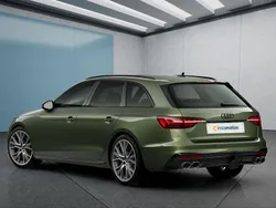 Grün Gebraucht 2024 Audi S4 Kombi | 68.449 €