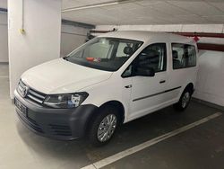 Weiß Gebraucht 2017 VW Caddy Van / Kleinbus | 11.200 € (Guter Preis)