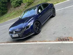 Blau Gebraucht 2017 VW Arteon Elegance Limousine | 24.000 € (Fairer Preis)