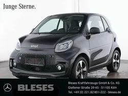 Schwarz Gebraucht 2023 Smart ForTwo Electric Drive Coupé | 15.250 € (Teuer)