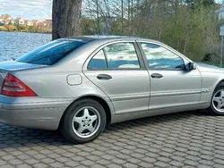 Gold Gebraucht 2004 Mercedes C200 Limousine | 2.200 € (Superpreis)