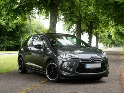 Schwarz Gebraucht 2013 Citroën DS3 So Chic Kleinwagen | 8.799 € (Teuer)