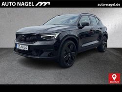 Onyx black / Gebraucht 2025 Volvo XC40 Plus SUV | 36.800 € (Fairer Preis)