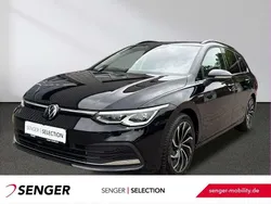 Schwarz Gebraucht 2023 VW Golf VIII Style Kombi | 27.970 € (Superpreis)