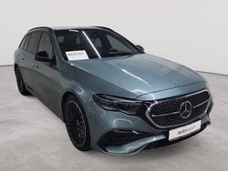 Verdesilber metallic Gebraucht 2024 Mercedes E200 Kombi | 47.990 €