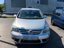 Gebraucht 2006 VW Golf Plus Cross Edition Van / Kleinbus | 1.390 €
