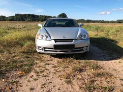 Grau Gebraucht 2003 Hyundai Coupé Coupé | 2.000 € (Superpreis)