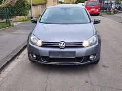 Grün Gebraucht 2011 VW Golf VI Limousine | 7.300 € (Fairer Preis)