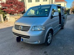 Silber Gebraucht 2009 VW T5 Van | 15.000 €