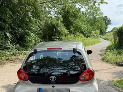 Beige Gebraucht 2007 Toyota Aygo Kleinwagen | 4.700 € (Teuer)