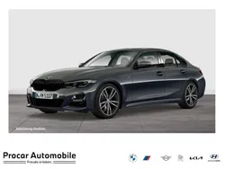 Grau Gebraucht 2021 BMW 330 M Sport Limousine | 38.490 € (Etwas zu teuer)