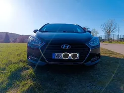 Schwarz Gebraucht 2017 Hyundai i40 Premium Kombi | 10.450 € (Fairer Preis)