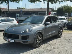 Grau Gebraucht 2016 Porsche Cayenne S SUV | 33.900 € (Guter Preis)