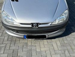 Blau Gebraucht 2000 Peugeot 206 Coupé | 680 €