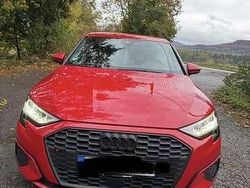 Rot Gebraucht 2020 Audi A3 Basis Kleinwagen | 19.500 € (Guter Preis)