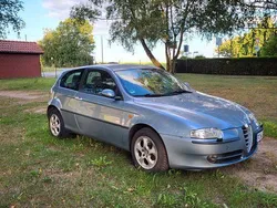 Grau Gebraucht 2003 Alfa Romeo 147 Progression Kleinwagen | 1.200 € (Guter Preis)