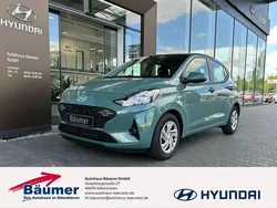Grün Neu 2025 Hyundai i10 Select Kleinwagen | 15.890 € (Fairer Preis)